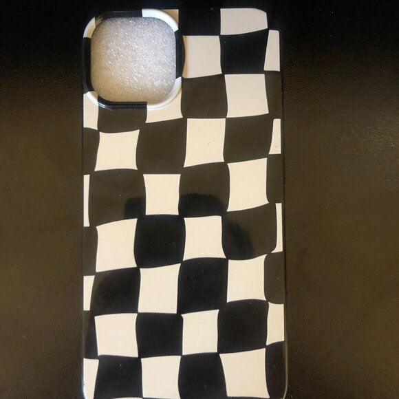 Iphone 13 case - Picture 2 of 3